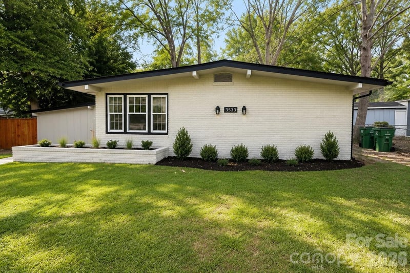 3533 Stonehaven Dr, Charlotte, NC 28215