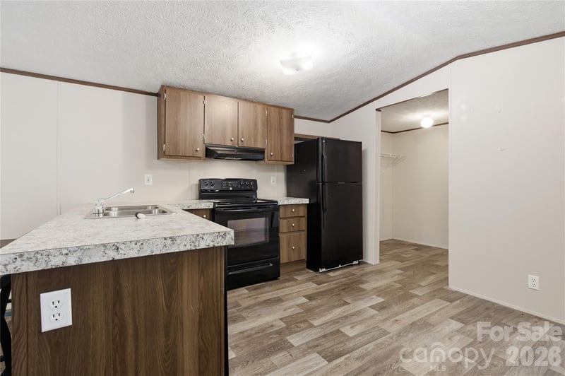 790 Lookout Tower Rd, Blacksburg, SC 29702
