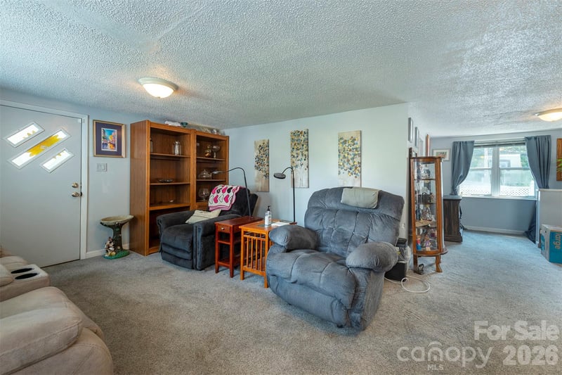 8 First St, Asheville, NC 28803