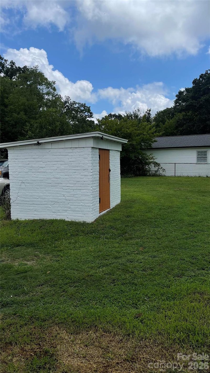 802 Grace Ave, Kannapolis, NC 28083