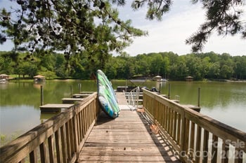 4658 Mccorkle Ln, Sherrills Ford, NC 28673