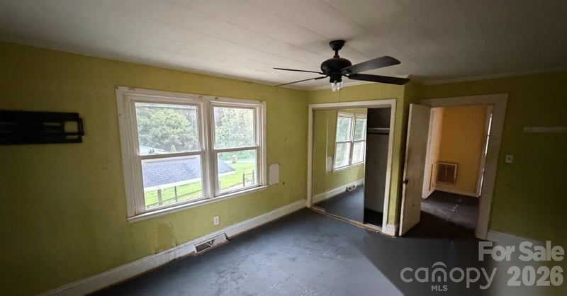 803 Grove St, Lincolnton, NC 28092