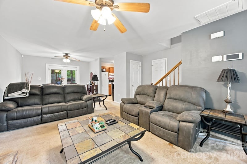 5512 River Falls Dr #16, Charlotte, NC 28215