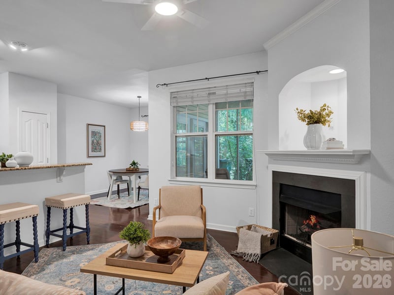 10747 Essex Hall Dr, Charlotte, NC 28277