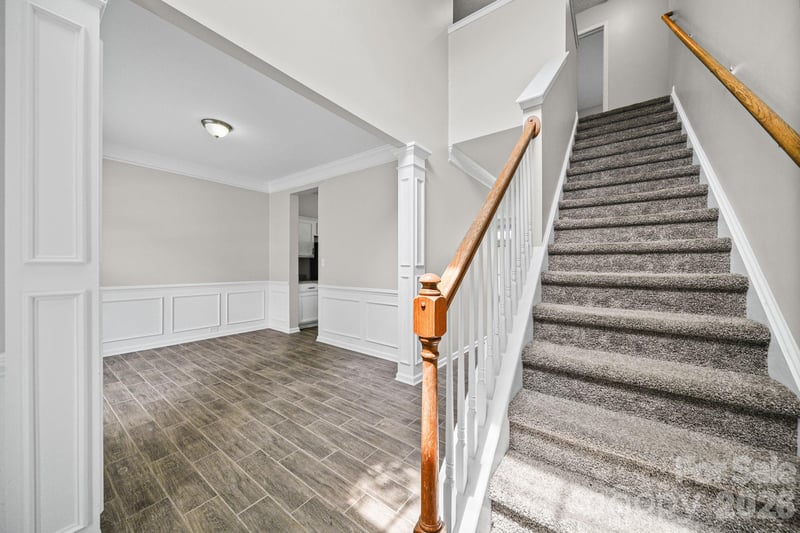 8246 Weeping Fig Ln, Charlotte, NC 28215