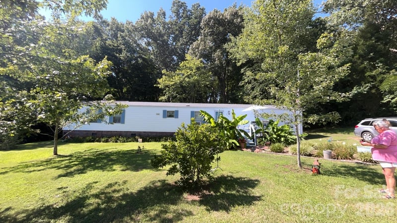 202 Eufola Rd, Statesville, NC 28677