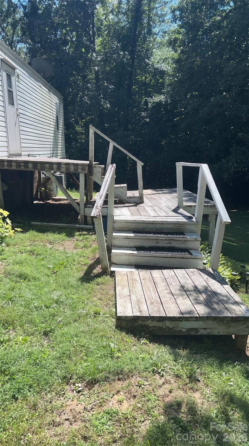 202 Eufola Rd, Statesville, NC 28677
