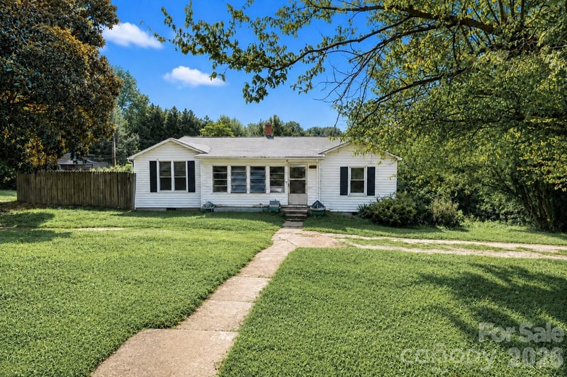 141 Pine State Rd, Troutman, NC 28166
