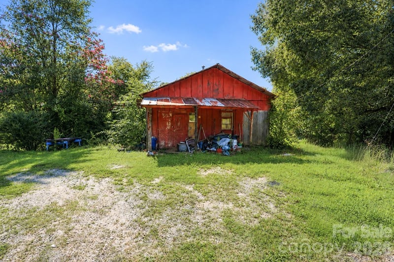 141 Pine State Rd, Troutman, NC 28166