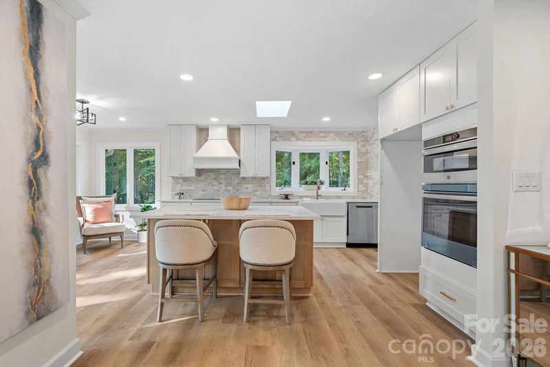 508 Red Barn Trl, Matthews, NC 28104