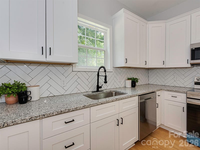 234 Academy St, Mooresville, NC 28115