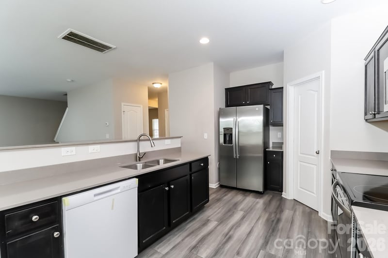 6237 Sydney Mae Ln, Charlotte, NC 28262