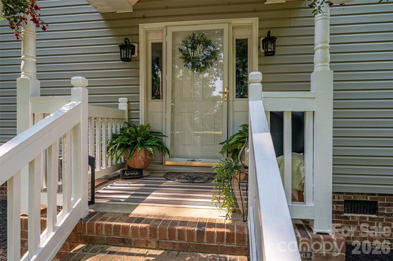1575 Lewis Farm Rd, Kings Mountain, NC 28086