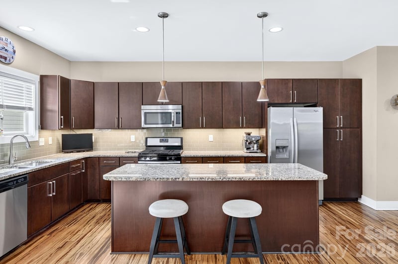 10 Meeting St, Asheville, NC 28803