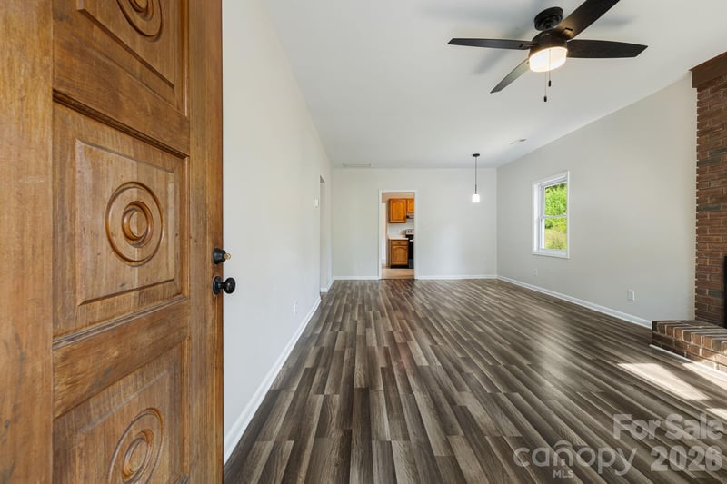 48 Carrier St, Asheville, NC 28806