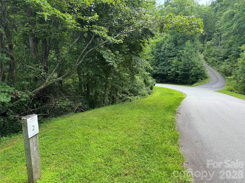 97 High Hickory Trl #2, Swannanoa, NC 28778