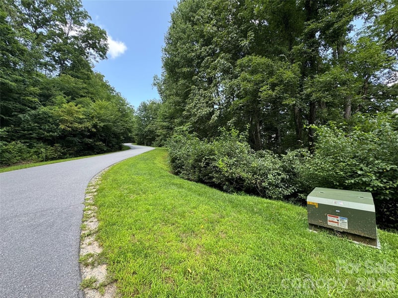 97 High Hickory Trl #2, Swannanoa, NC 28778