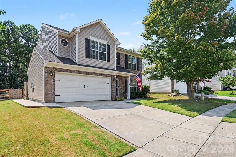 7674 Black Hawk Ln, Tega Cay, SC 29708