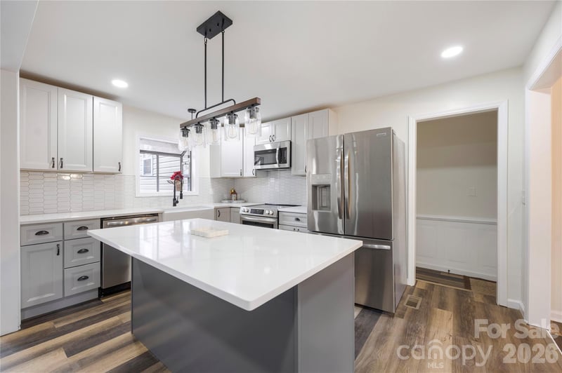 203 Ewing Dr, Belmont, NC 28012