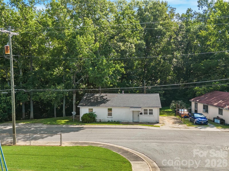 411 Jacob St, Cherryville, NC 28021