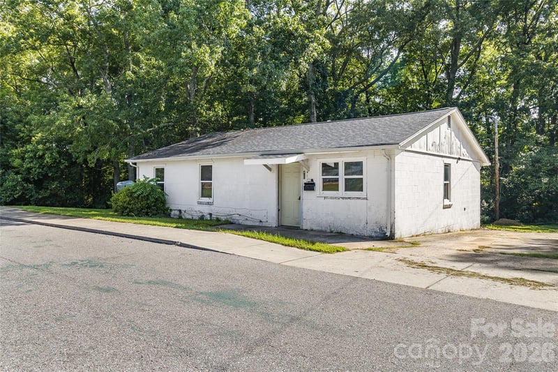 411 Jacob St, Cherryville, NC 28021