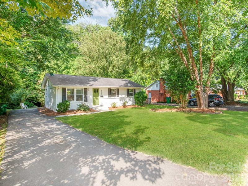 3032 Edsel Pl, Charlotte, NC 28205