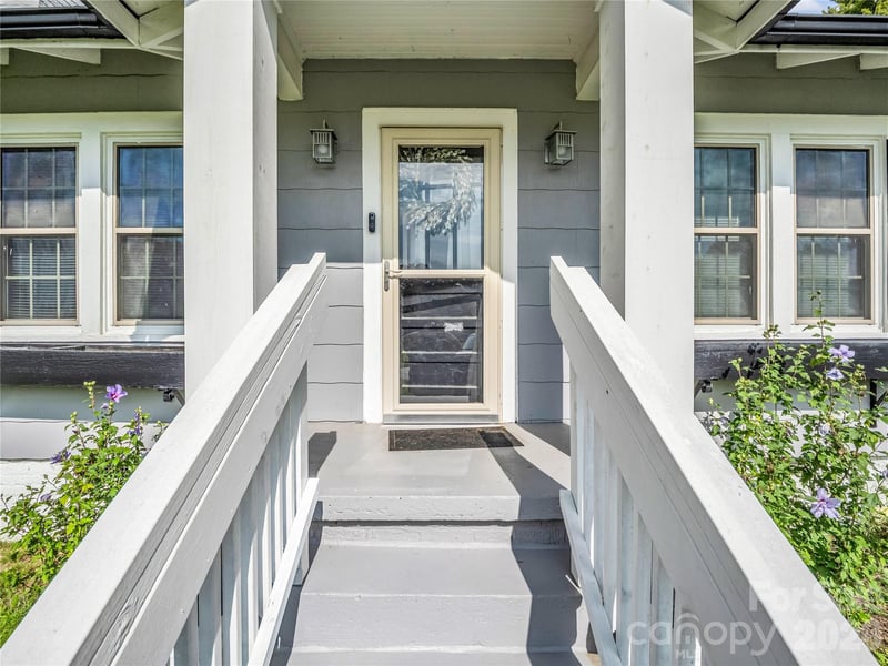 116 Beverly Ave, Hendersonville, NC 28792