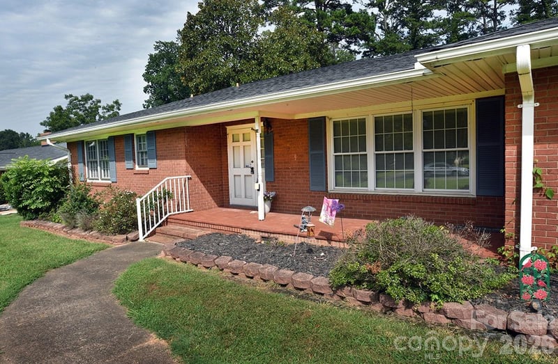 1036 S Rowan Cir, Salisbury, NC 28146