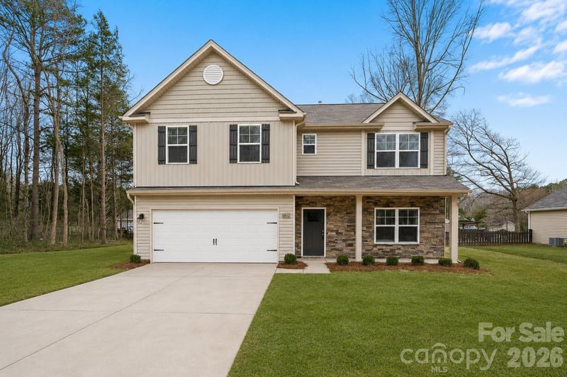8912 Sawyer Run Ct, Charlotte, NC 28215