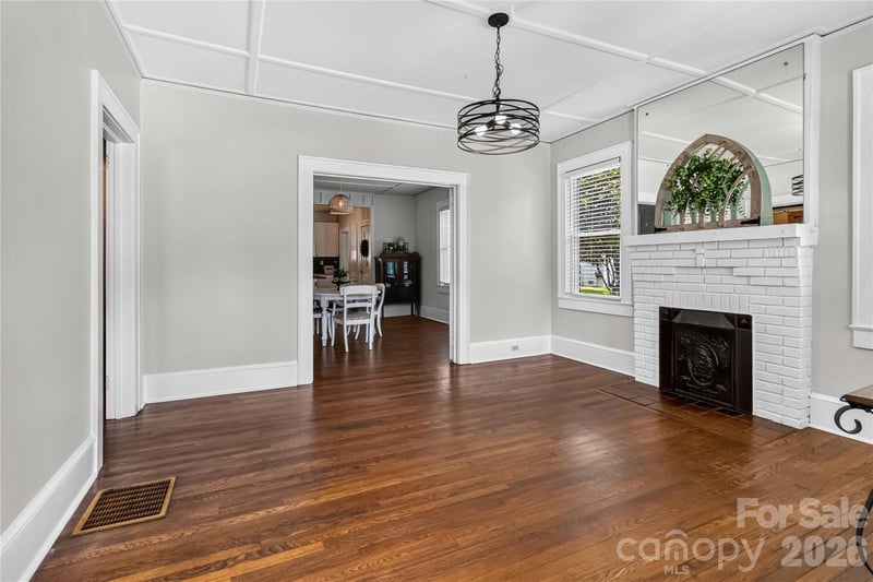 112 Pressly St, Clover, SC 29710