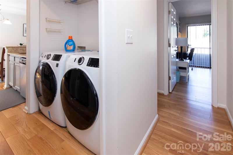 212 W 10th St #17, Charlotte, NC 28202