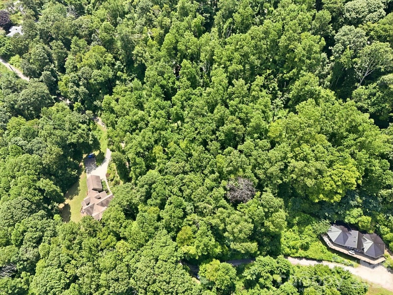 28 Mountain Breeze Trl, Asheville, NC 28803