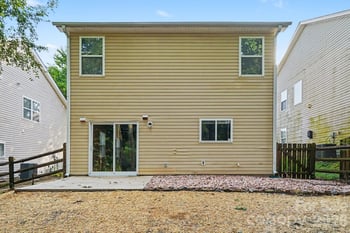 13634 Riding Hill Ave, Charlotte, NC 28213