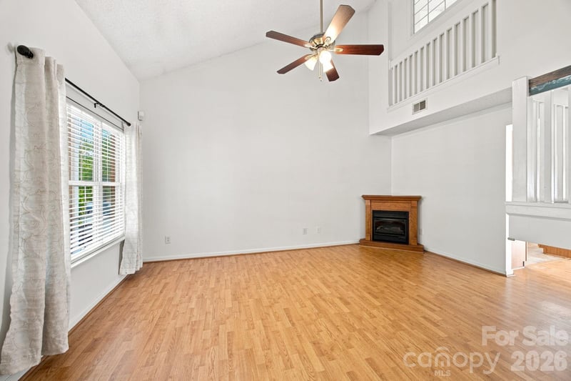 107 Summerwood Dr, Mooresville, NC 28117