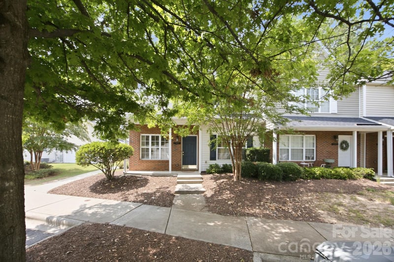 107 Summerwood Dr, Mooresville, NC 28117