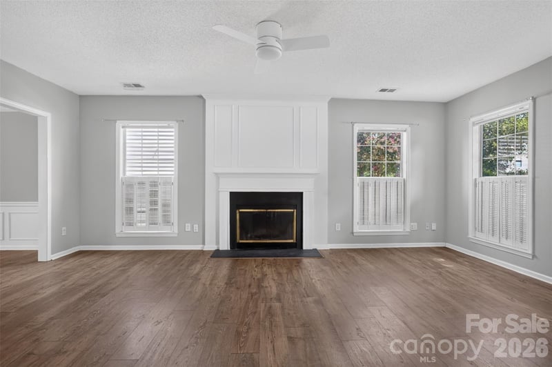 5936 Downfield Wood Dr, Charlotte, NC 28269