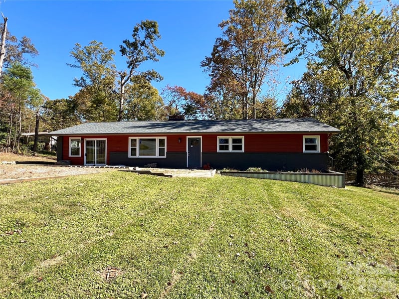 3 Mount Royal Dr, Arden, NC 28704