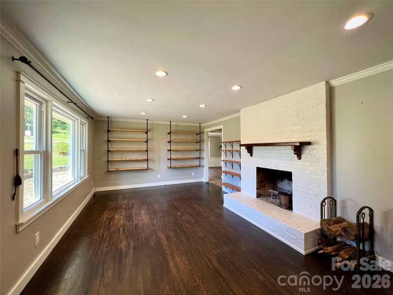 3 Mount Royal Dr, Arden, NC 28704