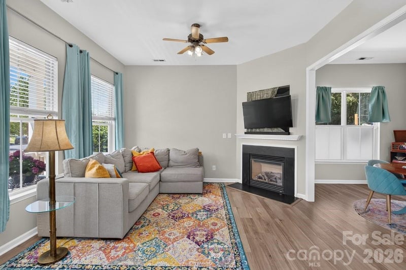 1308 Rising Oak Dr, Charlotte, NC 28206