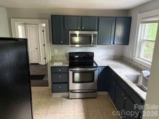 826 Davidson Ave, Gastonia, NC 28052