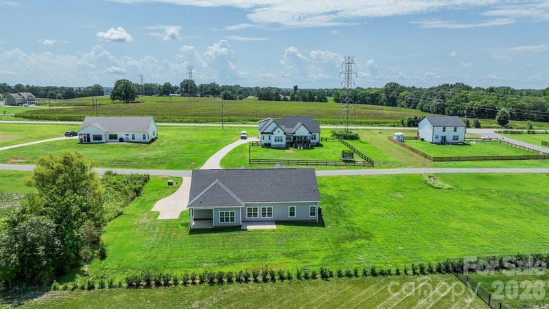 3013 Isle Ln, Monroe, NC 28110