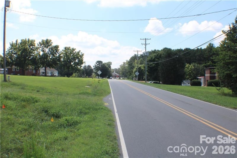 512 Pilot Knob Rd, Denver, NC 28037