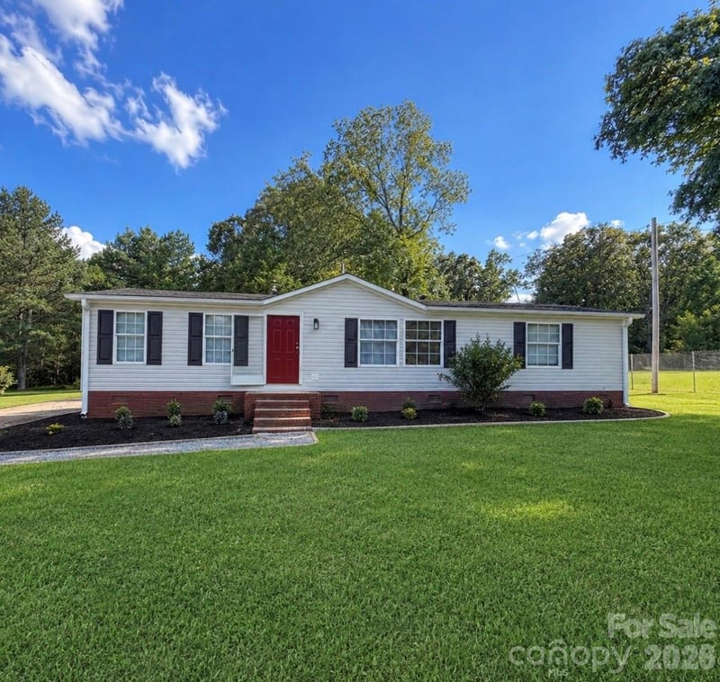 785 Thompson Rd, Salisbury, NC 28147