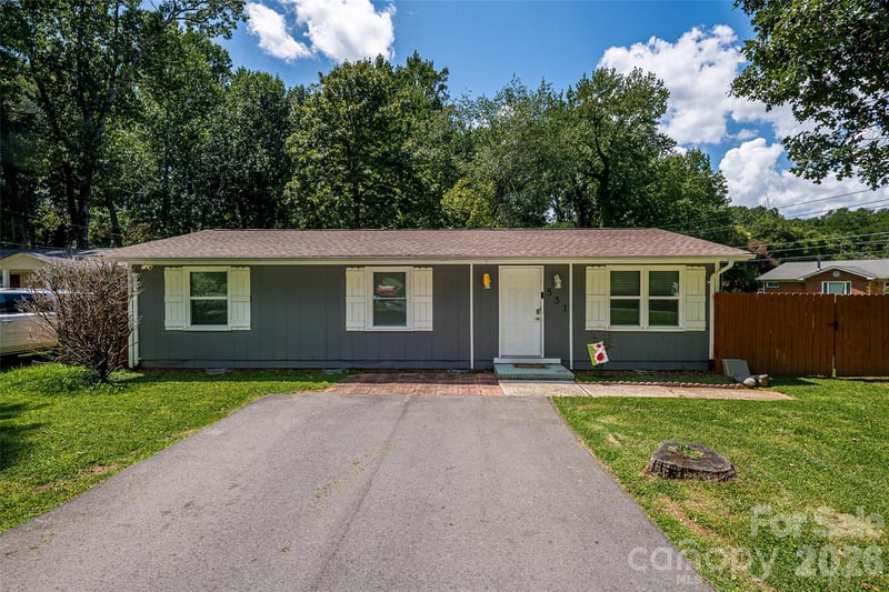 531 Stilwell Oaks Cir, Charlotte, NC 28212