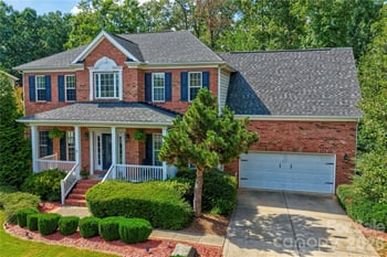 10823 Persimmon Creek Dr, Charlotte, NC 28227