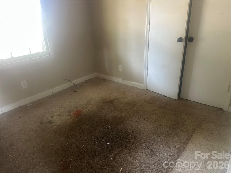 1109 Mclaughlin St, Statesville, NC 28677