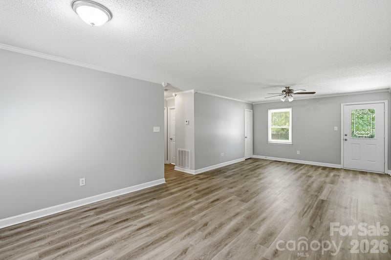135 Byers Rd, Troutman, NC 28166