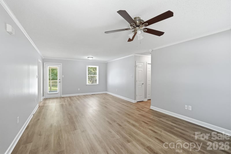 135 Byers Rd, Troutman, NC 28166