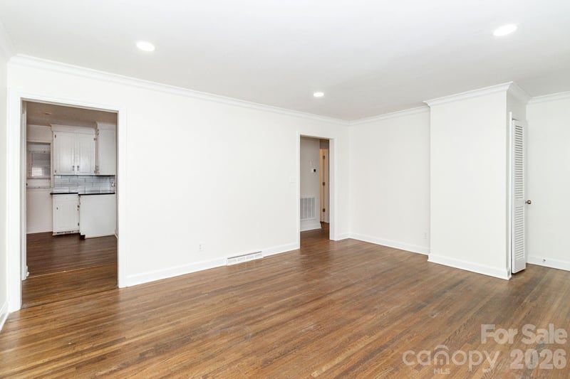 1701 Irma St, Charlotte, NC 28216