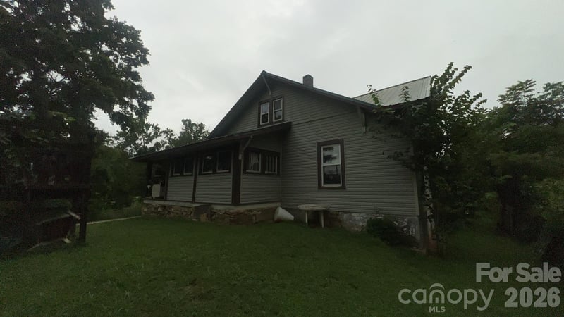 5 Eller Cove Rd, Weaverville, NC 28787